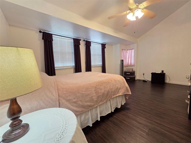 1103 Dulles Avenue 1402, Stafford, TX 77477