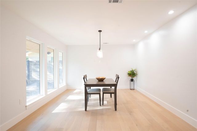 6103 Belfast DR, Austin, TX 78723