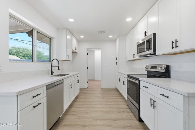 2005 S APACHE Drive, Apache Junction, AZ 85120