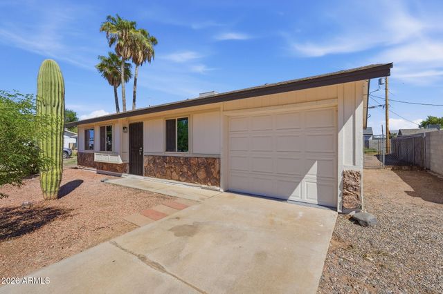 2005 S APACHE Drive, Apache Junction, AZ 85120