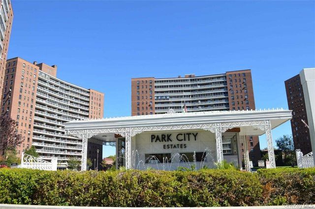61-35 98th Street 15A, Rego Park, NY 11374