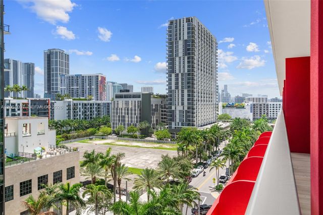 90 NE 32nd St 808, Miami, FL 33127