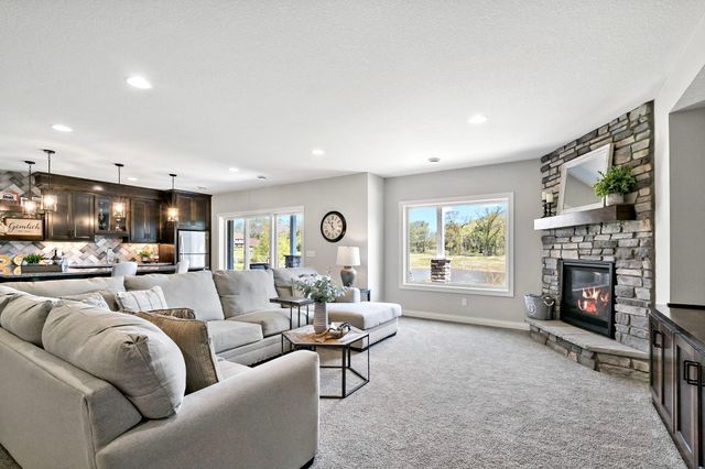 1945 Annika Drive N, Lake Elmo, MN 55042