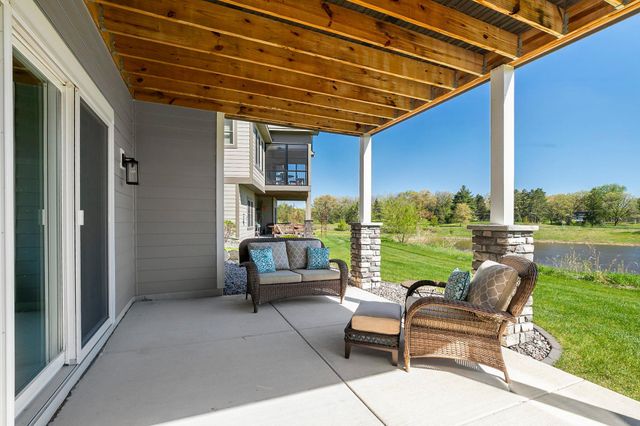 1945 Annika Drive N, Lake Elmo, MN 55042