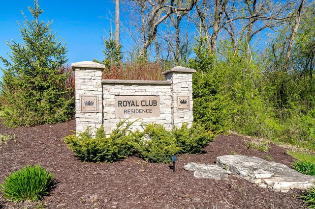 1945 Annika Drive N, Lake Elmo, MN 55042