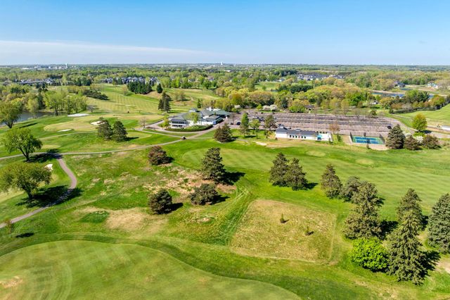1945 Annika Drive N, Lake Elmo, MN 55042