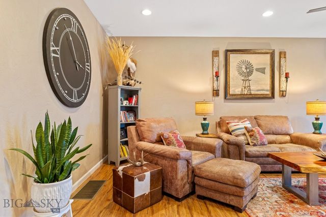 823 Madison Avenue, Ennis, MT 59729