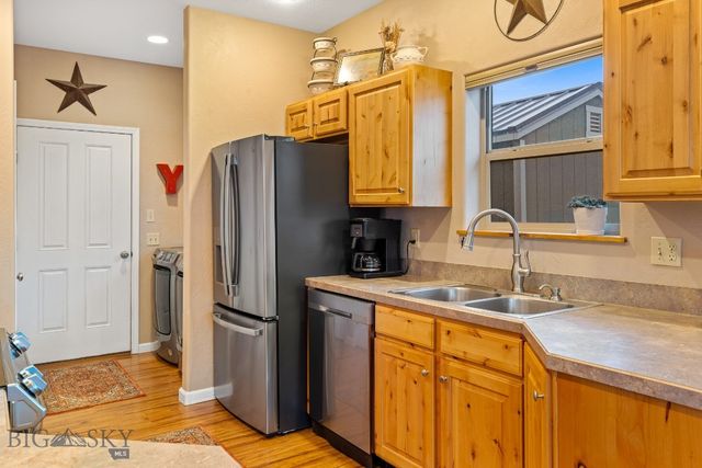 823 Madison Avenue, Ennis, MT 59729