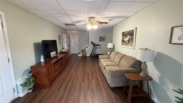 26 S Oaks SE Drive, Cartersville, GA 30121