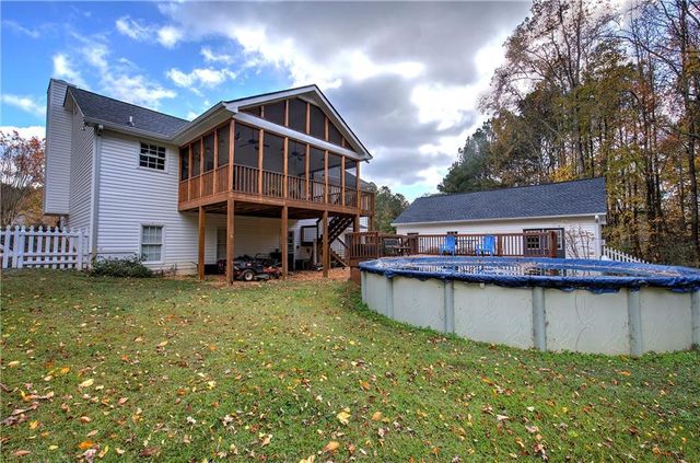 26 S Oaks SE Drive, Cartersville, GA 30121