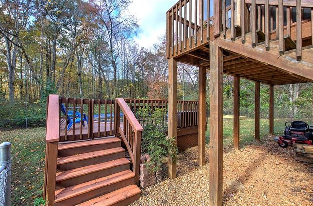 26 S Oaks SE Drive, Cartersville, GA 30121