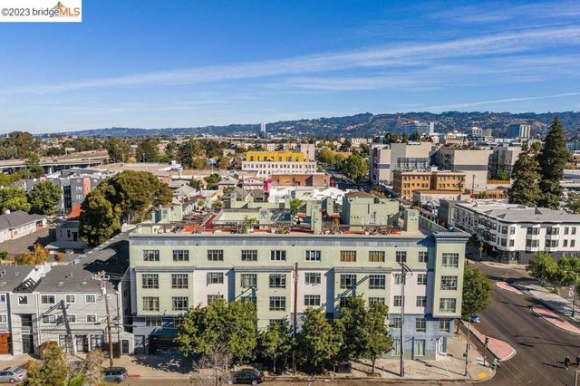 2407 Telegraph Ave 506, Oakland, CA 94612