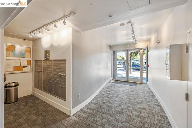 2407 Telegraph Ave 506, Oakland, CA 94612