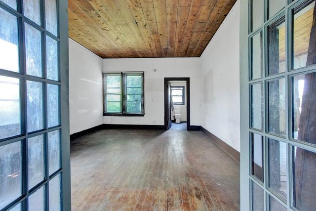 516 W Morgan Street, Denison, TX 75020