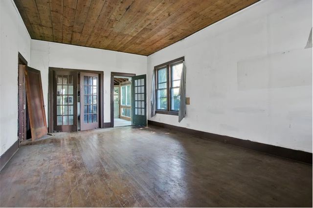 516 W Morgan Street, Denison, TX 75020