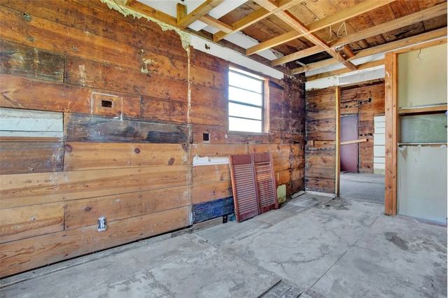 516 W Morgan Street, Denison, TX 75020