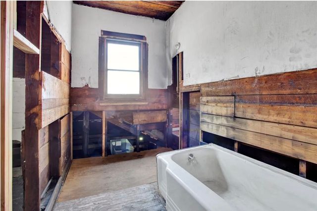 516 W Morgan Street, Denison, TX 75020