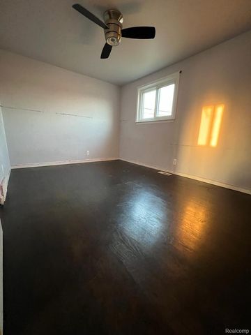 32291 RYAN Road, Warren, MI 48092