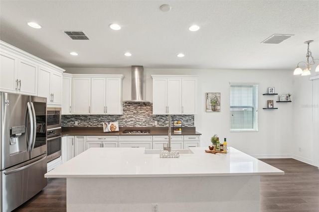 1741 CHERRY WALK ROAD, Lutz, FL 33558