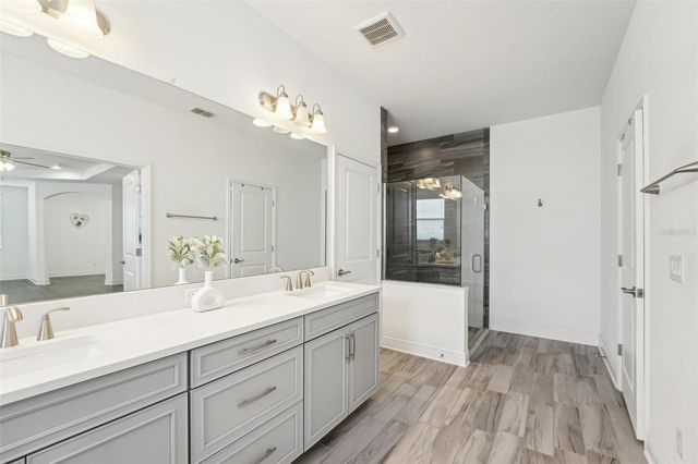 1741 CHERRY WALK ROAD, Lutz, FL 33558