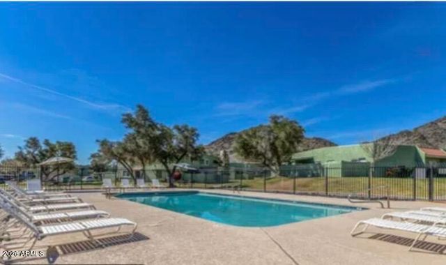 10201 N 8TH Place A, Phoenix, AZ 85020