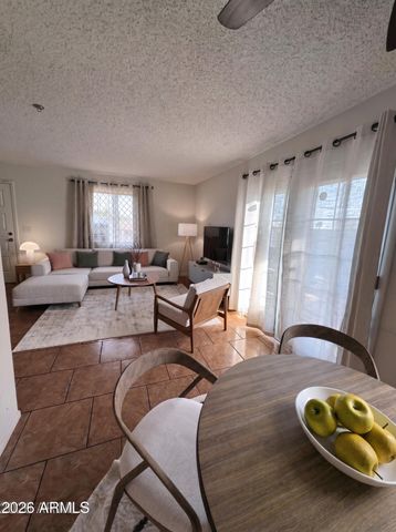 10201 N 8TH Place A, Phoenix, AZ 85020