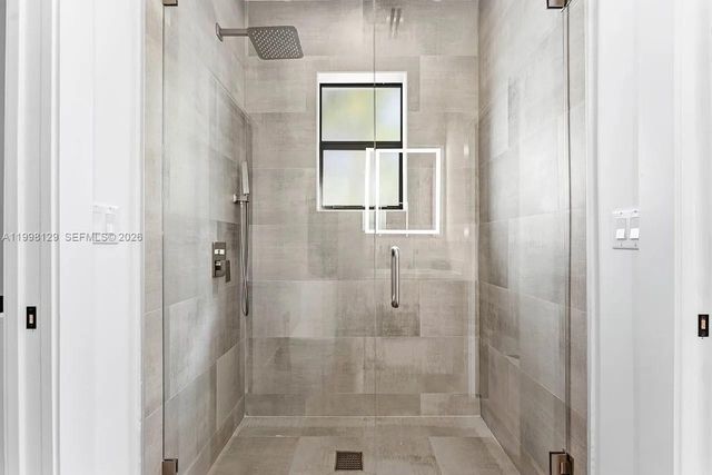 445 NE 76th St, Miami, FL 33138