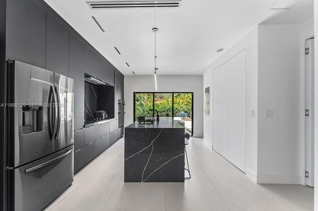 445 NE 76th St, Miami, FL 33138