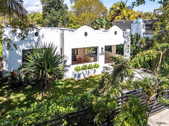 445 NE 76th St, Miami, FL 33138