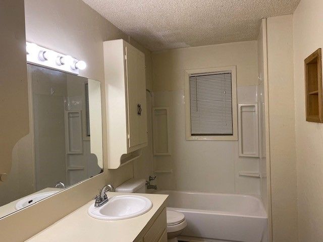 2922 Stafford Drive, Denison, TX 75020