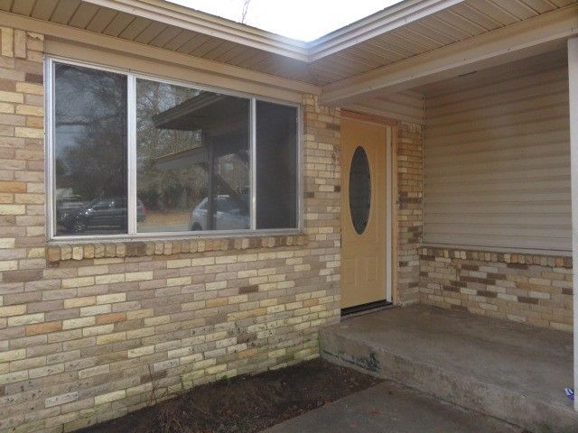 2922 Stafford Drive, Denison, TX 75020