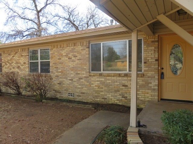2922 Stafford Drive, Denison, TX 75020
