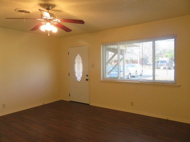 2922 Stafford Drive, Denison, TX 75020