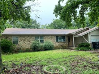 2922 Stafford Drive, Denison, TX 75020
