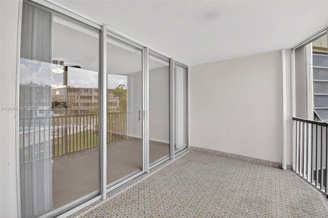 1710 NE 191 Street 206, Miami, FL 33179