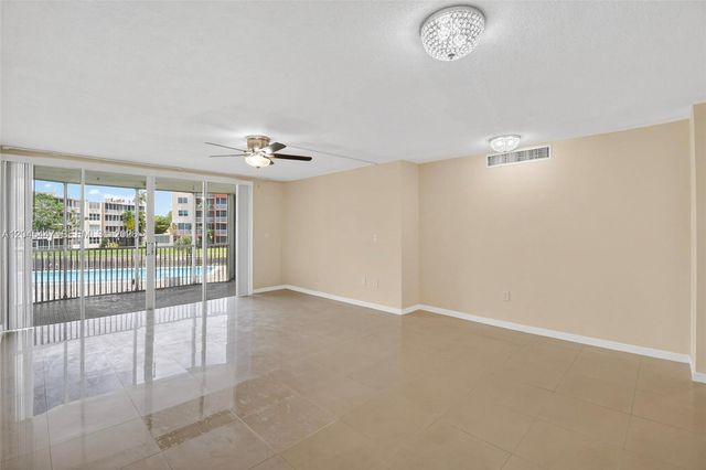 1710 NE 191 Street 206, Miami, FL 33179