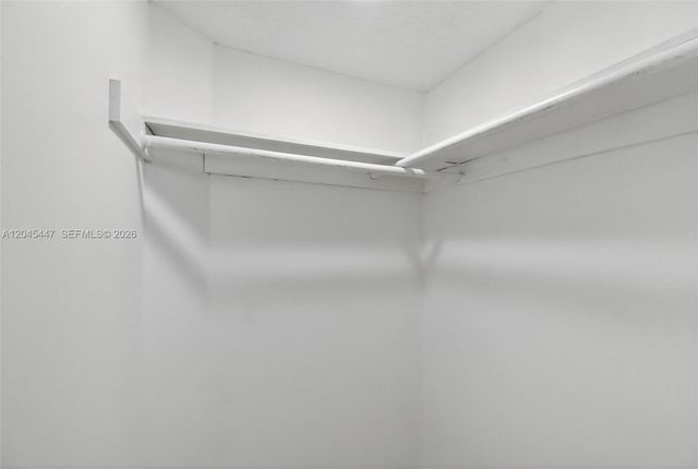 1710 NE 191 Street 206, Miami, FL 33179