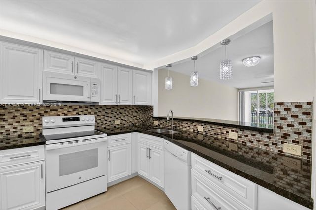 1710 NE 191 Street 206, Miami, FL 33179