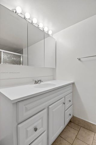 1710 NE 191 Street 206, Miami, FL 33179