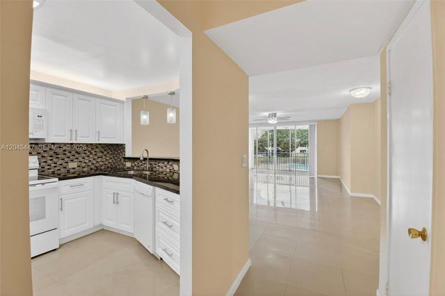 1710 NE 191 Street 206, Miami, FL 33179
