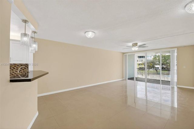 1710 NE 191 Street 206, Miami, FL 33179