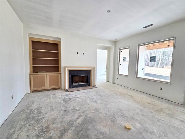 176 Cherokee S Drive, Waleska, GA 30183