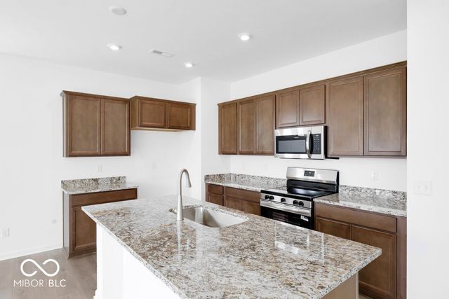 2201 Aviary Lane, Danville, IN 46122