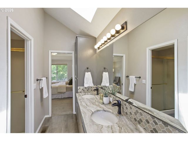 11348 Sw 105TH Pl, Portland, OR 97223