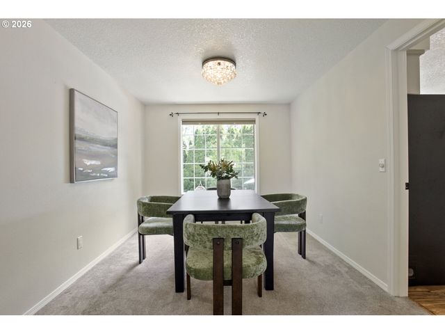 11348 Sw 105TH Pl, Portland, OR 97223