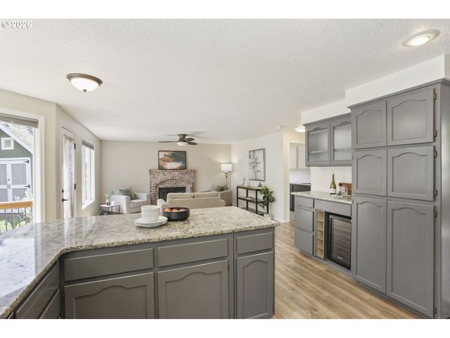 11348 Sw 105TH Pl, Portland, OR 97223