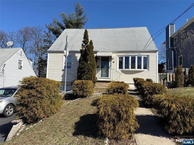 63 Raymond Street, Hasbrouck Heights, NJ 07604