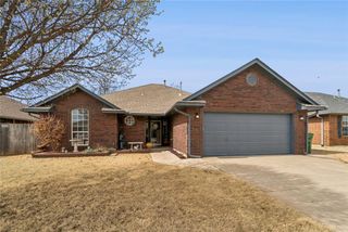 708 Eastridge Dr., Yukon, OK 73099