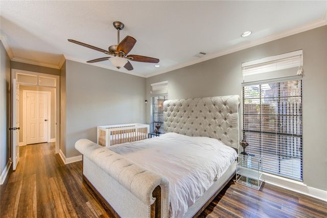 2203 Meadow Gardens Drive, Houston, TX 77062