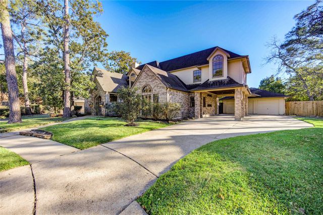 2203 Meadow Gardens Drive, Houston, TX 77062